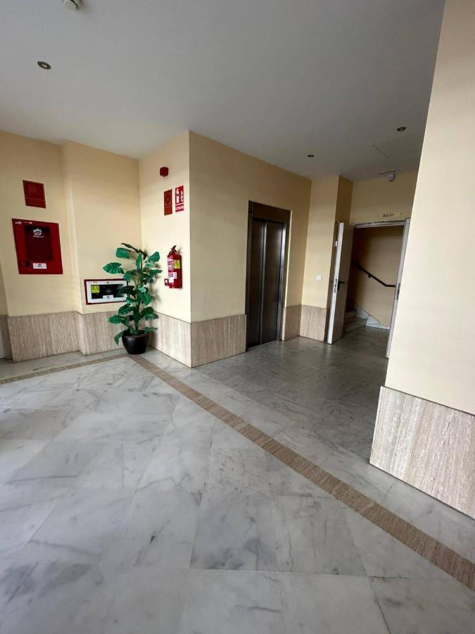 Appartement Apartamento Torre Alta Parking Gratis Séville